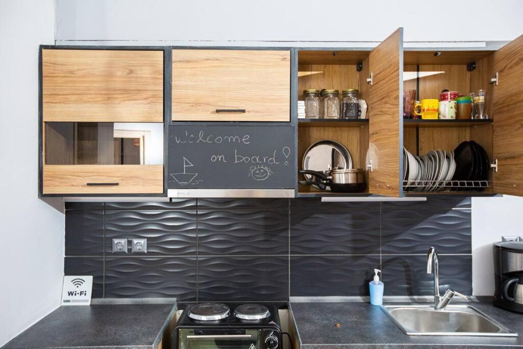 Matilda Central Apartment Αίγινα Εξωτερικό φωτογραφία